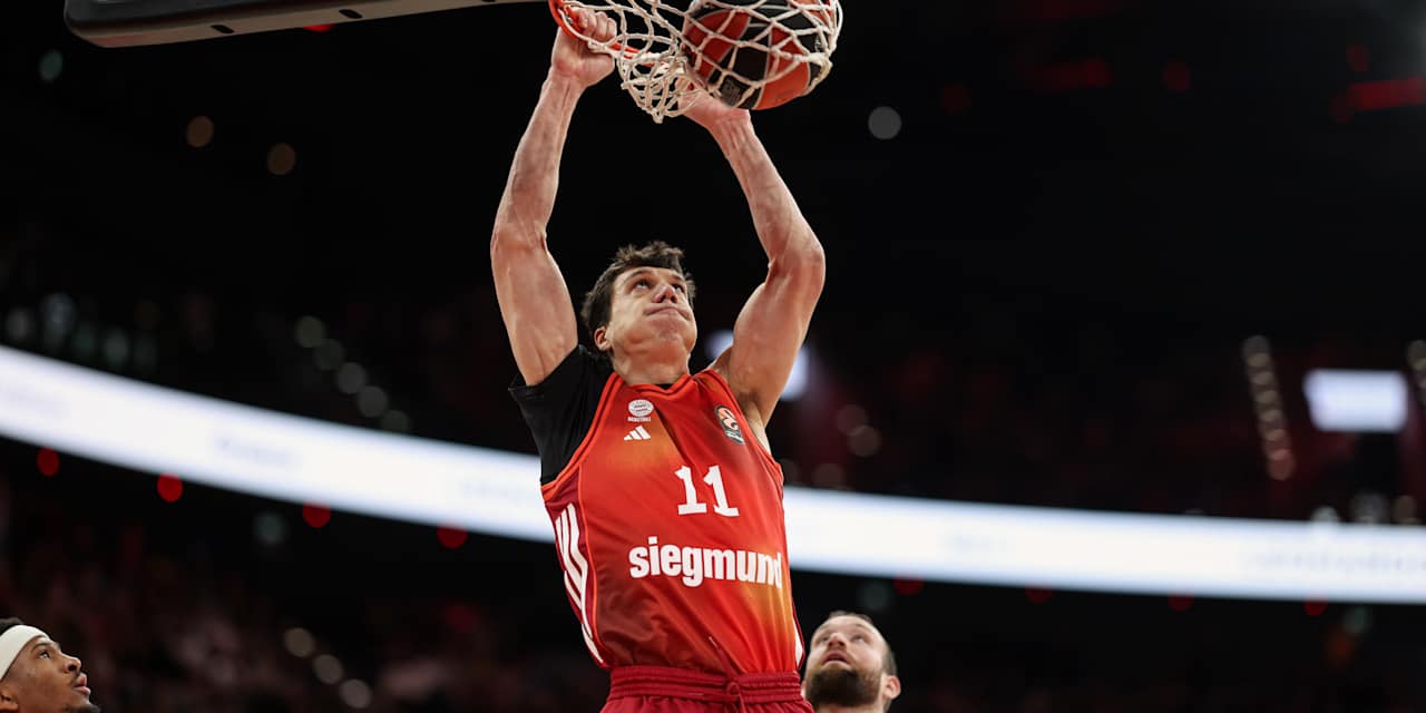 Vladimir Lucic beim Dunk