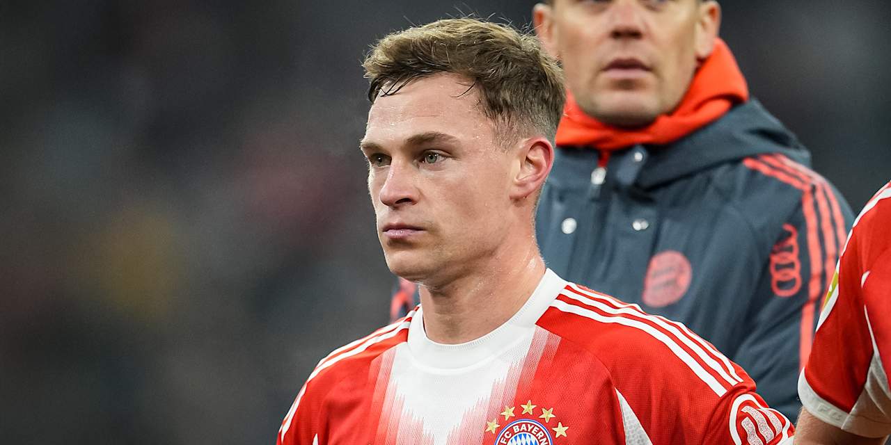 Joshua Kimmich nach dem Heimspiel des FC Bayern in der Bundesliga gegen den FC Augsburg