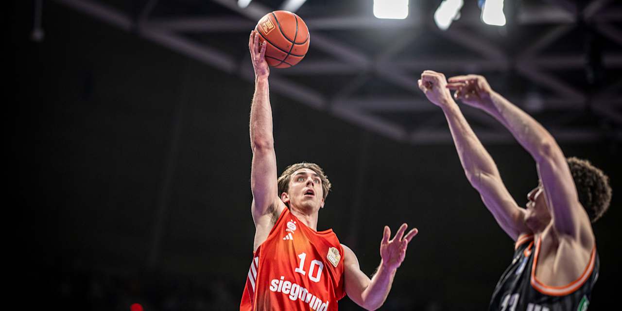 Justinian Jessup Layup