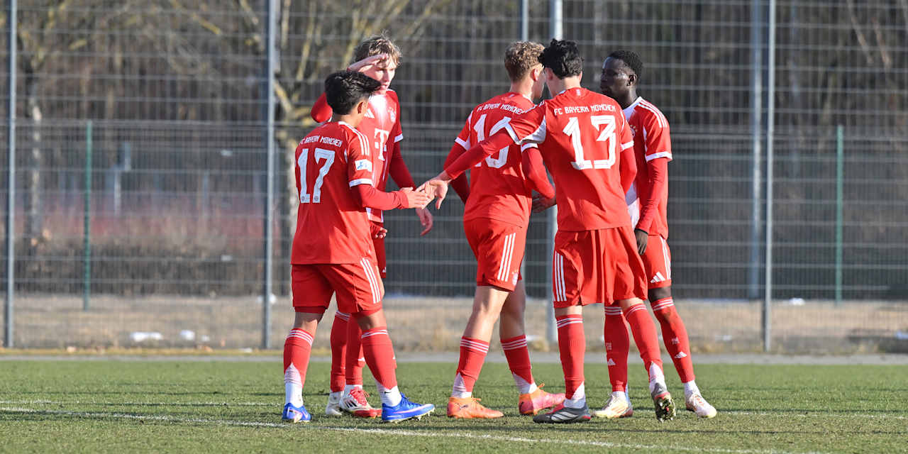 Die FC Bayern Amateure im Spiel gegen FC Viktoria Pilsen