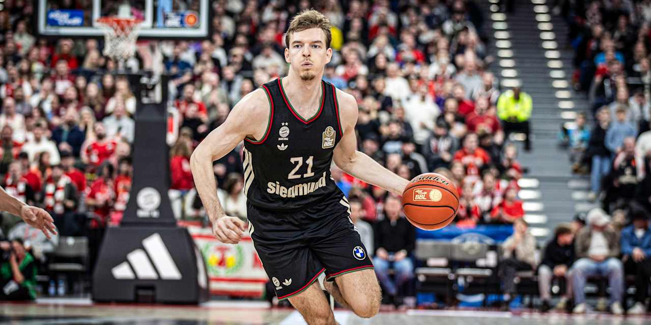 Justus Hollatz Dribbling