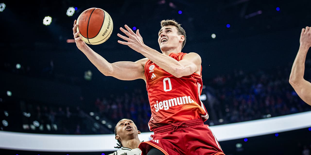 Neno Dimitrijevic Layup