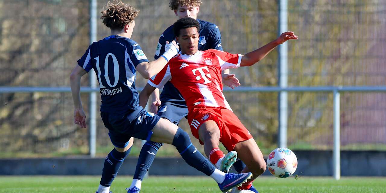 Thibault Maspimby im Zweikampf im Spiel gegen Hoffenheim.