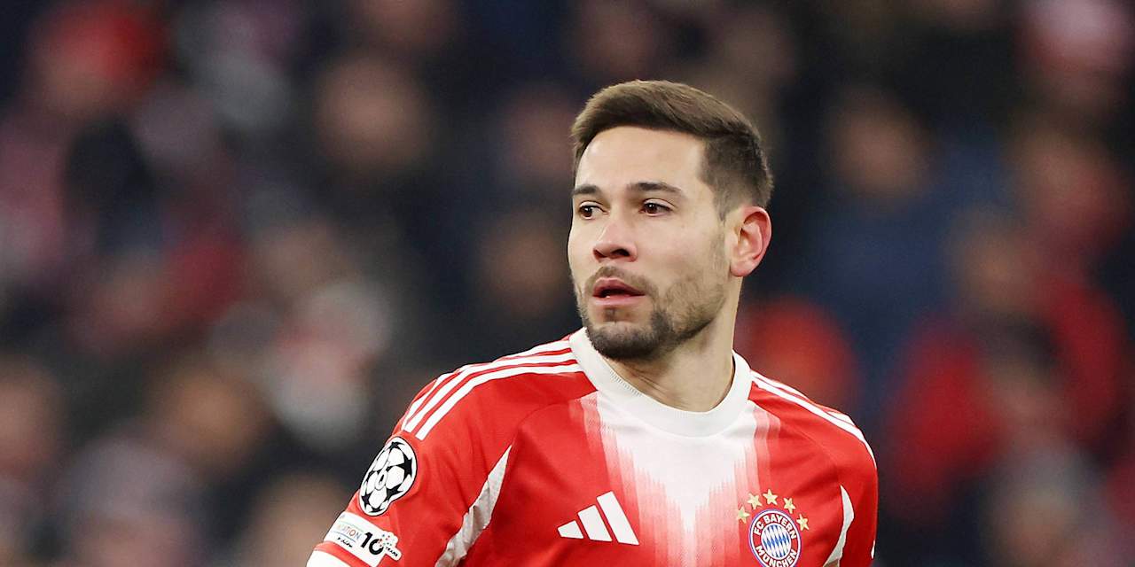 Raphaël Guerreiro im rot-weißen FC Bayern-Trikot