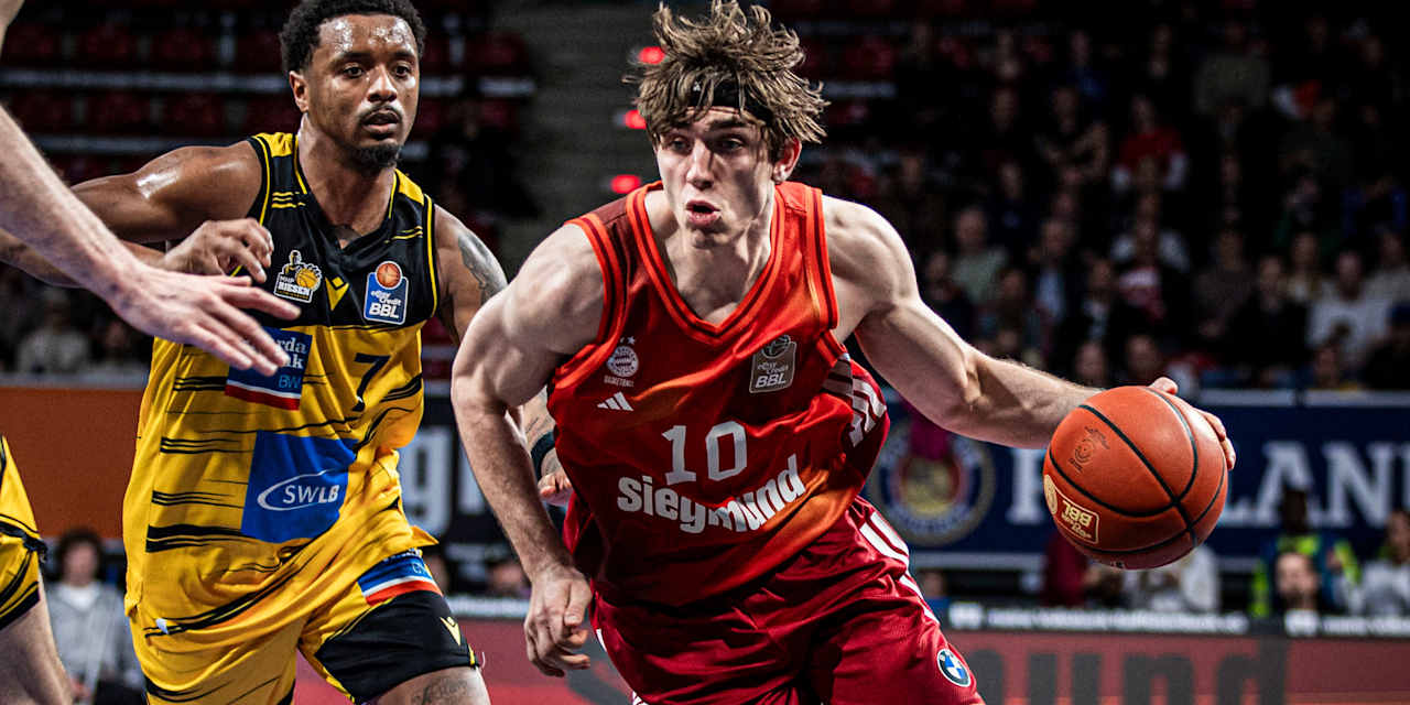 Justinian Jessup Dribbling