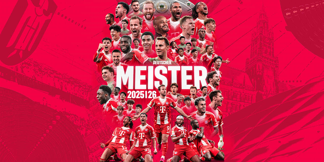 Die Mannschaft und das Trainerteam des FC Bayern jubeln vor der Südkurve über die Meisterschaft