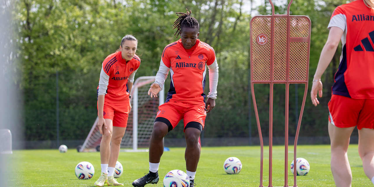 Bernadette Amani während einer Trainingseinheit der FC Bayern Frauen.