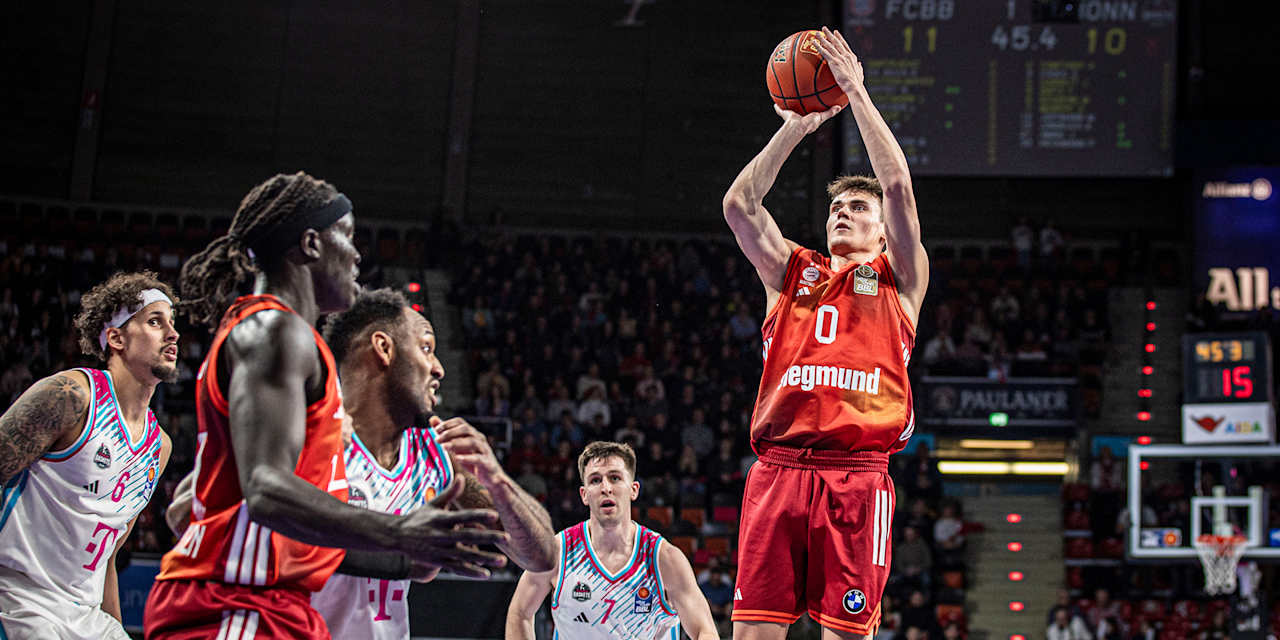 Neno Dimitrijevic Jumper