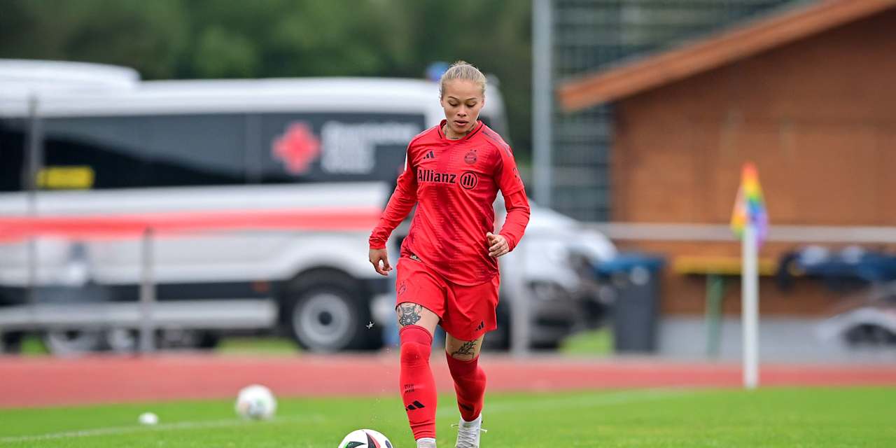Ana María Guzmán im Einsatz für die FC Bayern Frauen.