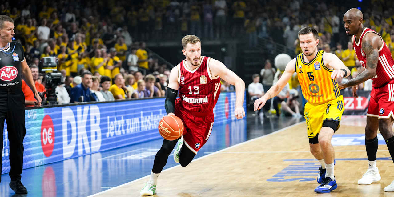 Andreas Obst und die Bayern gehen in Finale 5