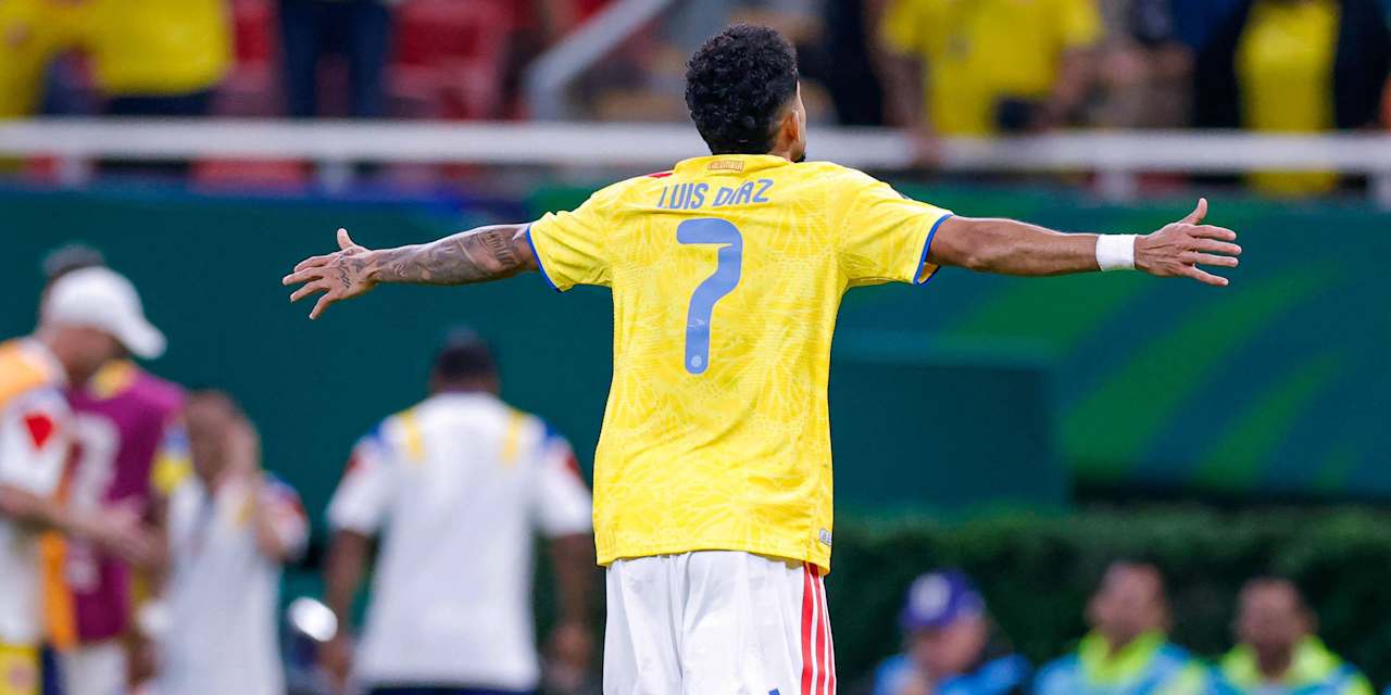 Luis Diaz bejubelt einen nicht gegebenen Treffer