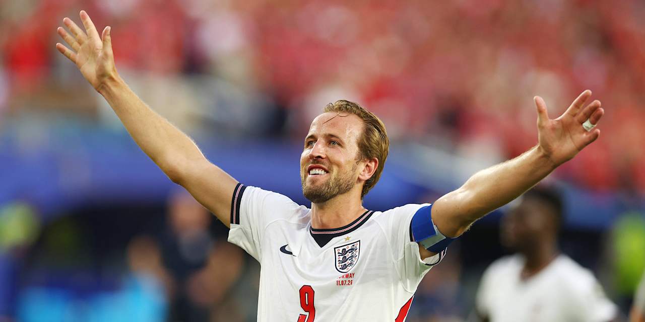 Harry Kane jubelt nach dem Sieg der englischen Nationalmannschaft gegen Norwegen.