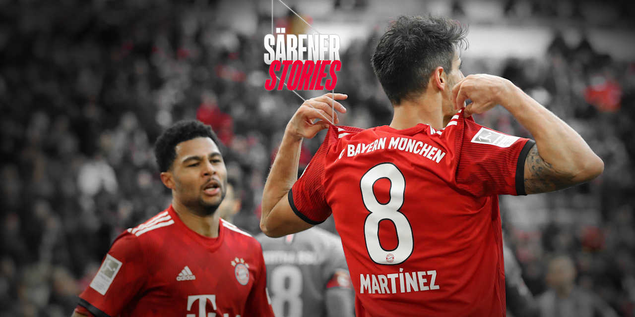 Serge Gnabry and Javi Martinez celebrate together