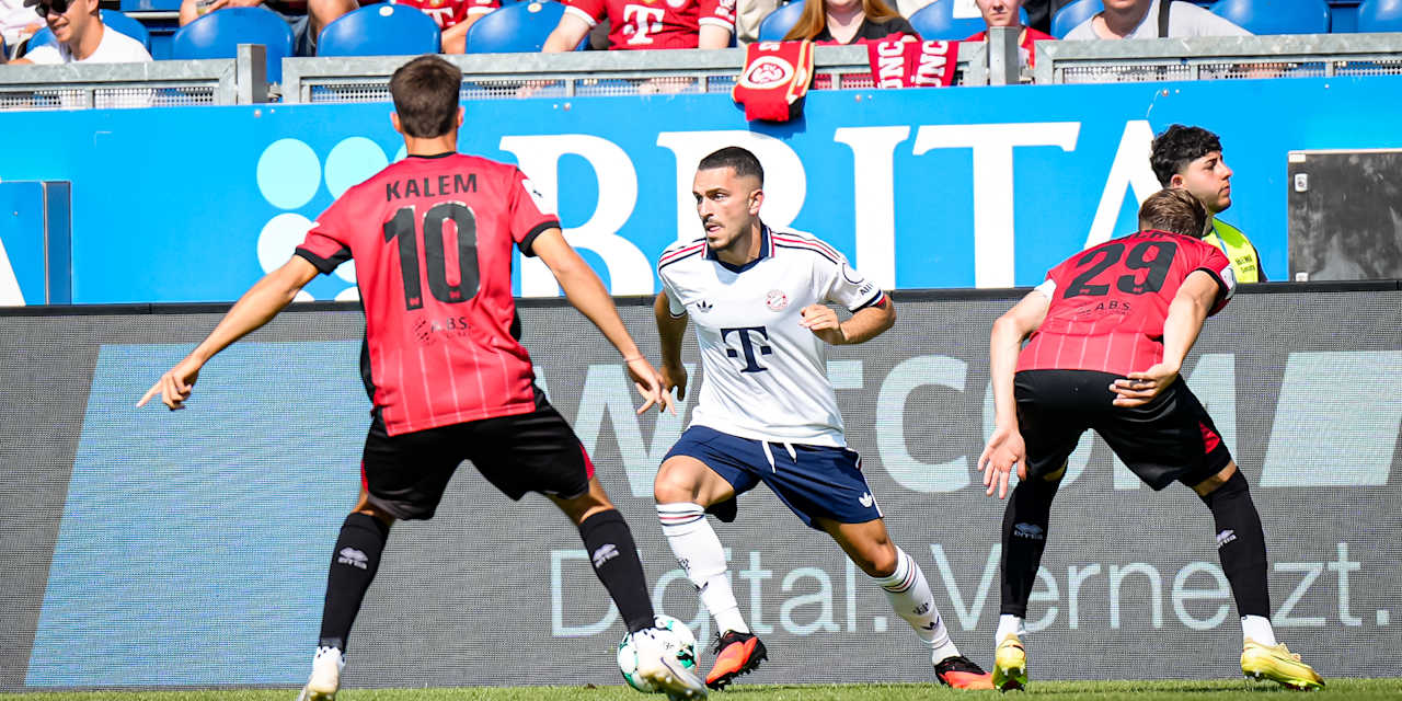 Spielbild aus dem Testspiel des FC Bayern in der Sommervorbereitung auf die Saison 2026/27 beim SV Wehen Wiesbaden