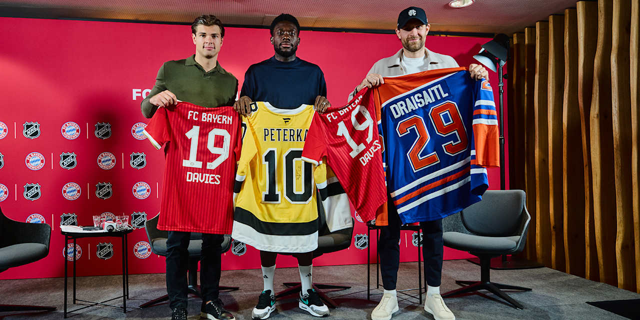 JJ Peterka, Alphonso Davies und Leon Draisaitl bei der PK