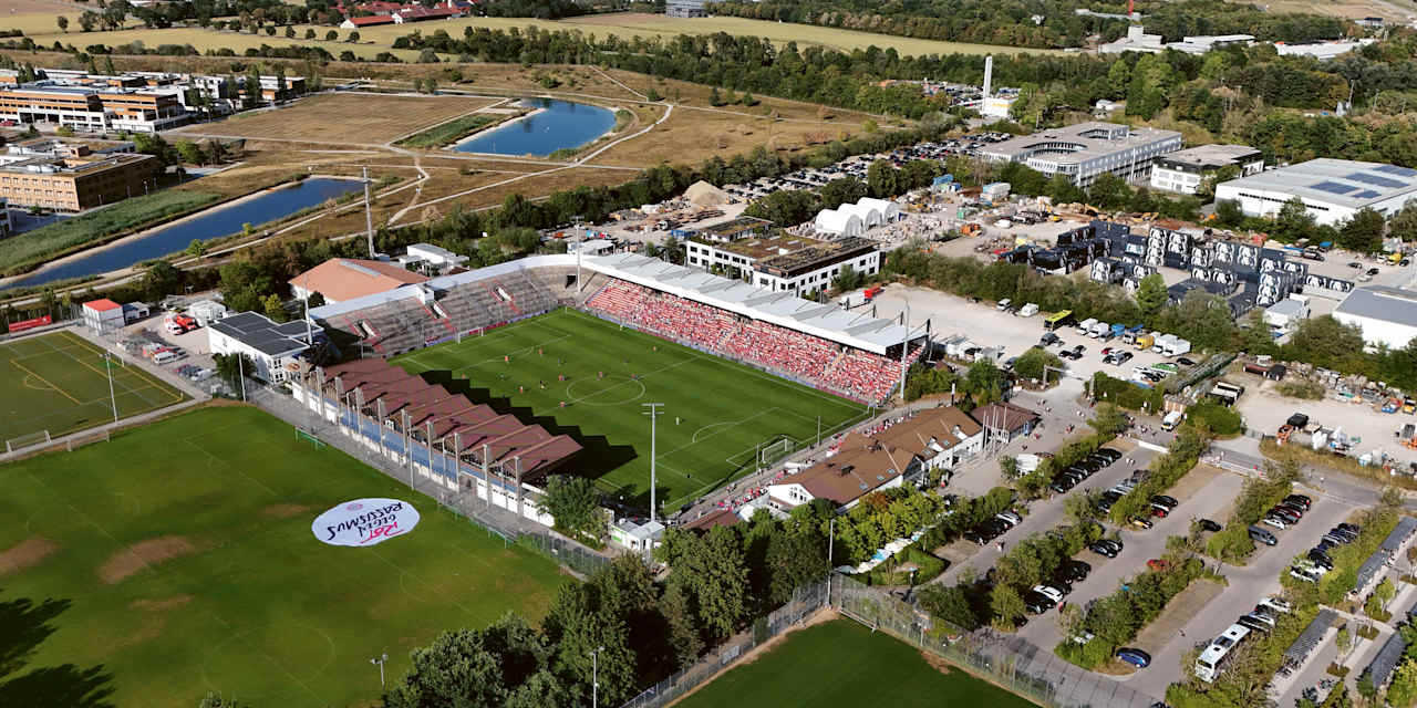 Der Sportpark Unterhaching in der Totale.