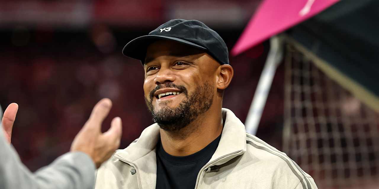 Vincent Kompany freut sich über den Kantersieg des FC Bayern gegen Union Berlin