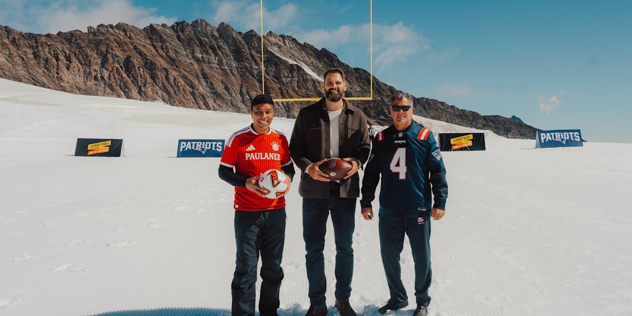Elber with Vinatieri and Vollmer