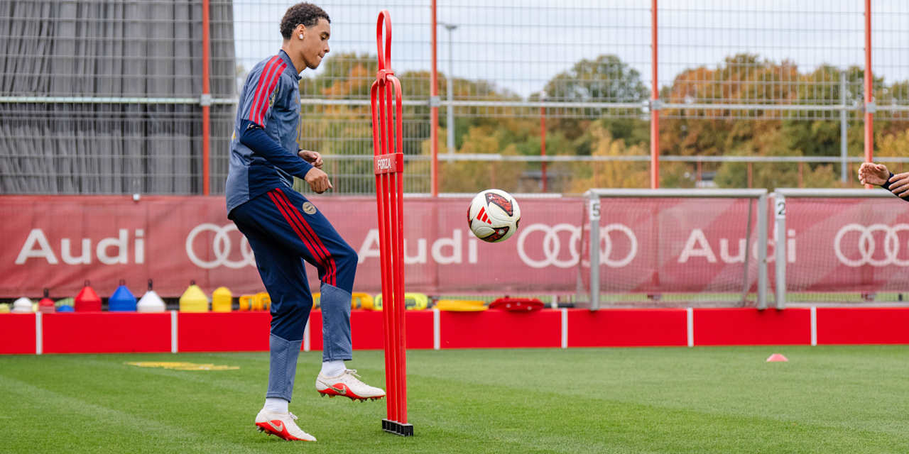 Jamal Musiala im Aufbautraining nach Muskelfaserriss