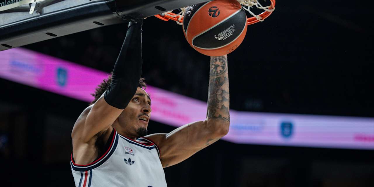 Miles Norris Dunk