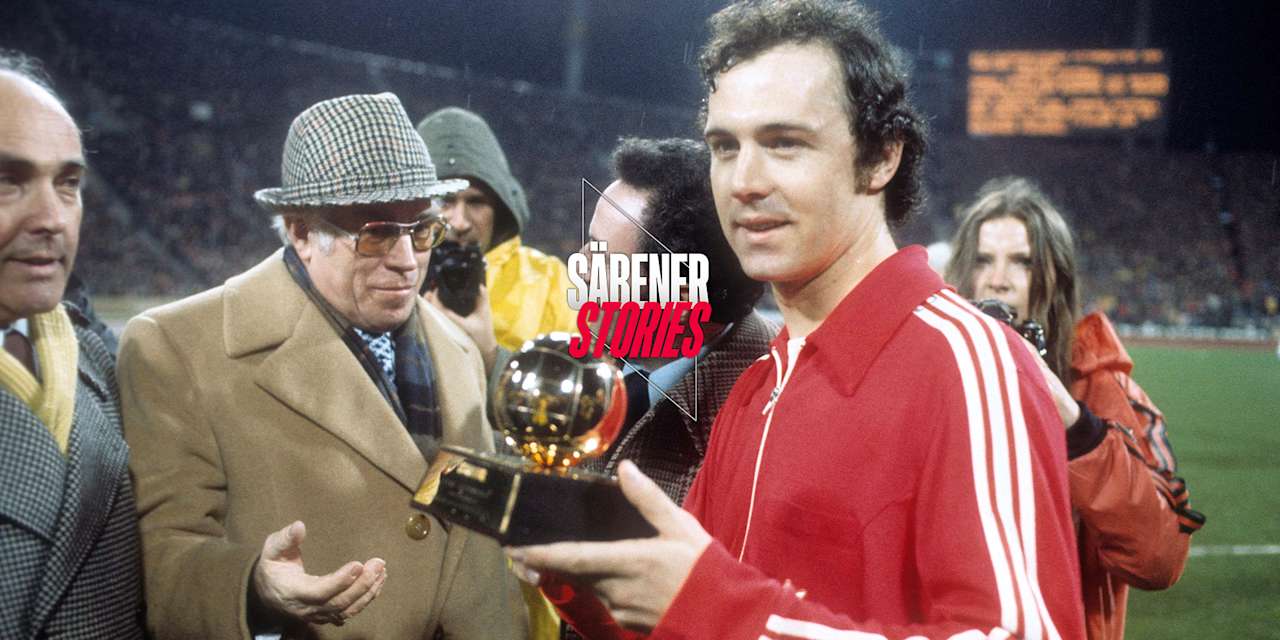 Der Kaiser, zum zweiten Mal auf dem Thron: Ballon d’Or 1976, mit Bayern-Präsident Wilhelm Neudecker.