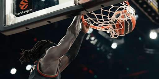FC Bayern Basketball Dauerkarte für den BMW Park