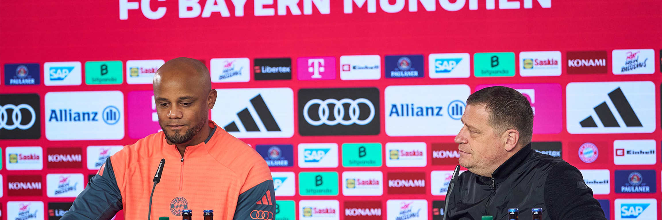 Vincent Kompany und Max Eberl im Pressetalk des FC Bayern