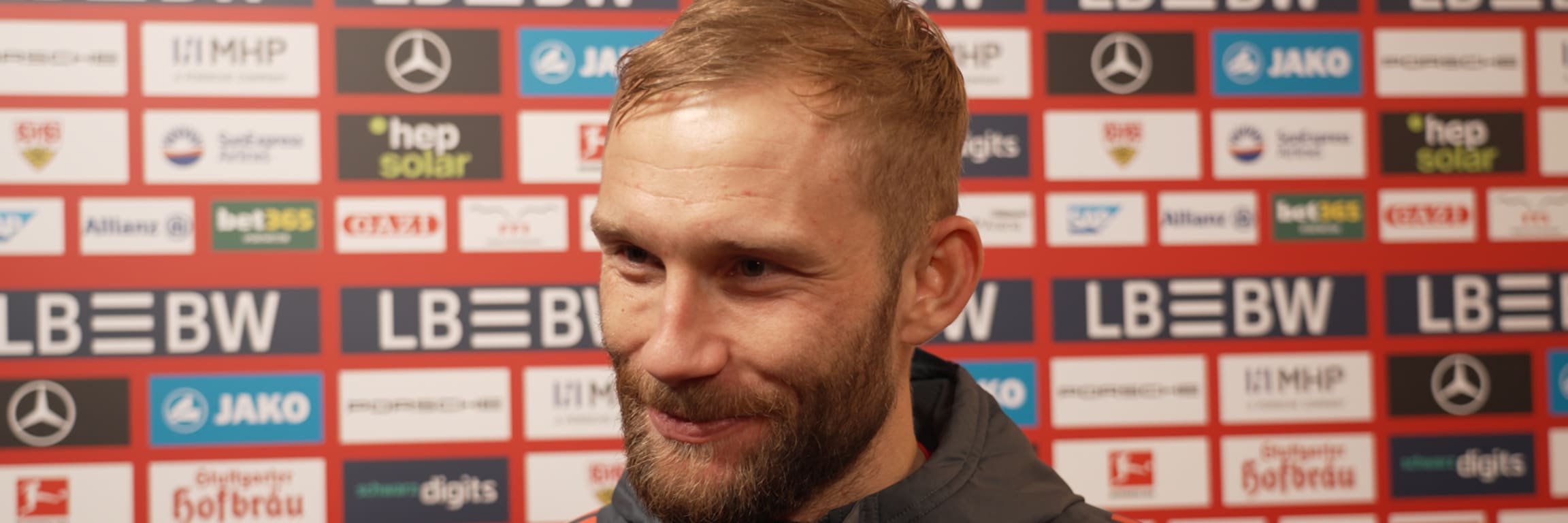 Konrad Laimer im Interview nach dem Spiel beim VfB Stuttgart