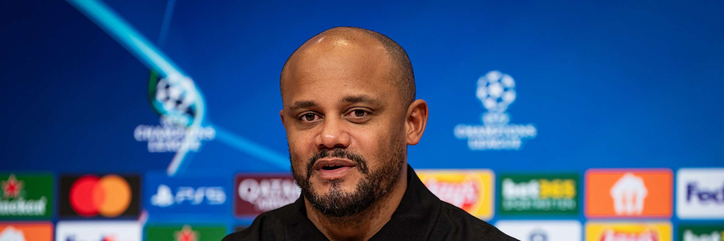 Vincent Kompany spricht auf der PK nach dem Spiel gegen Saint-Gilloise