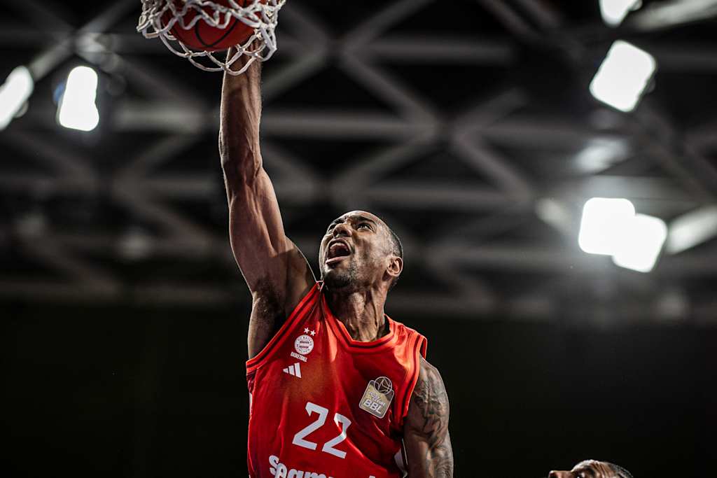 Isiaha Mike und der FC Bayern Basketball wollen gegen Vechta den fünften Sieg in Serie holen