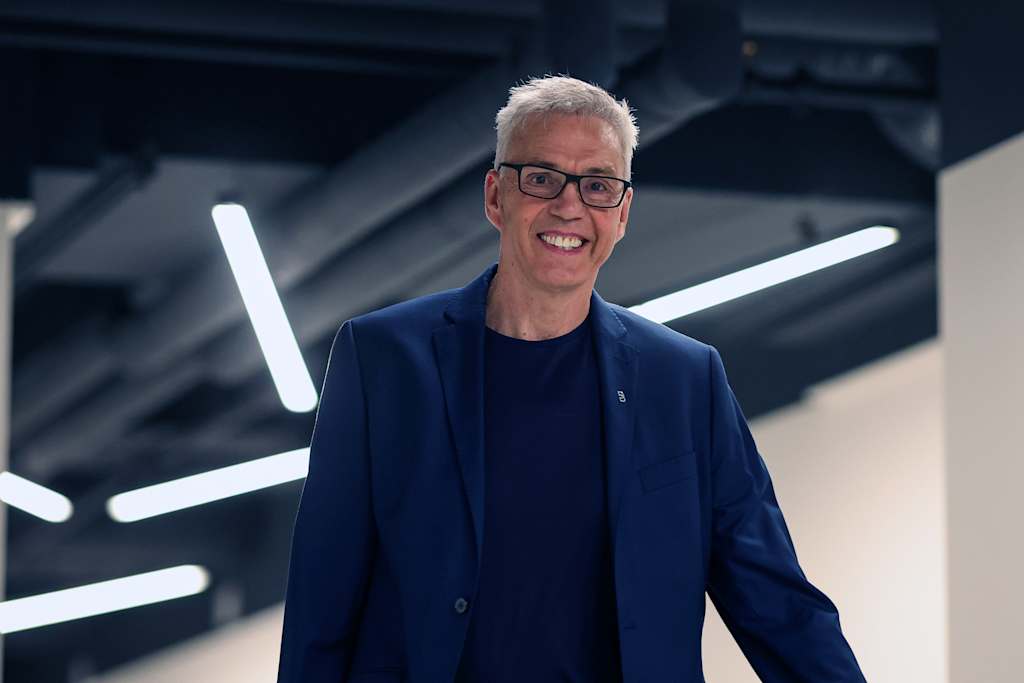 Nach einer zweiwöchigen Erholungspause hat Gordon Herbert wieder die Arbeit im FCBB-Office im BMW Park aufgenommen.