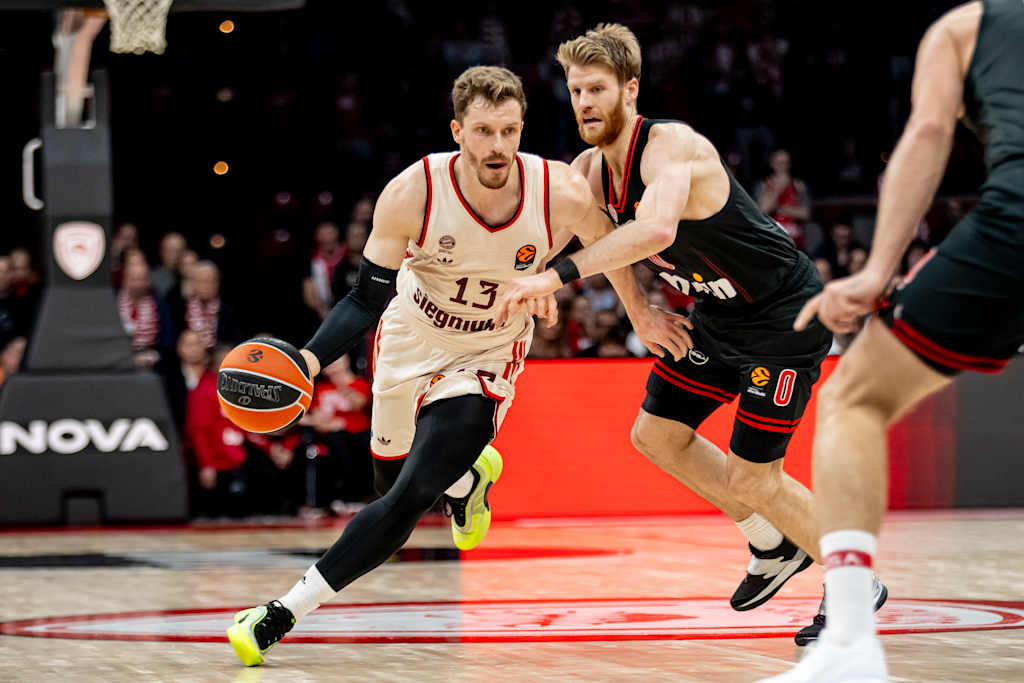 Andreas Obst Dribbling