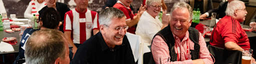 Präsident Herbert Hainer mit Mitgliedern