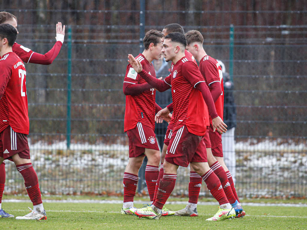 VorberichtU19Header