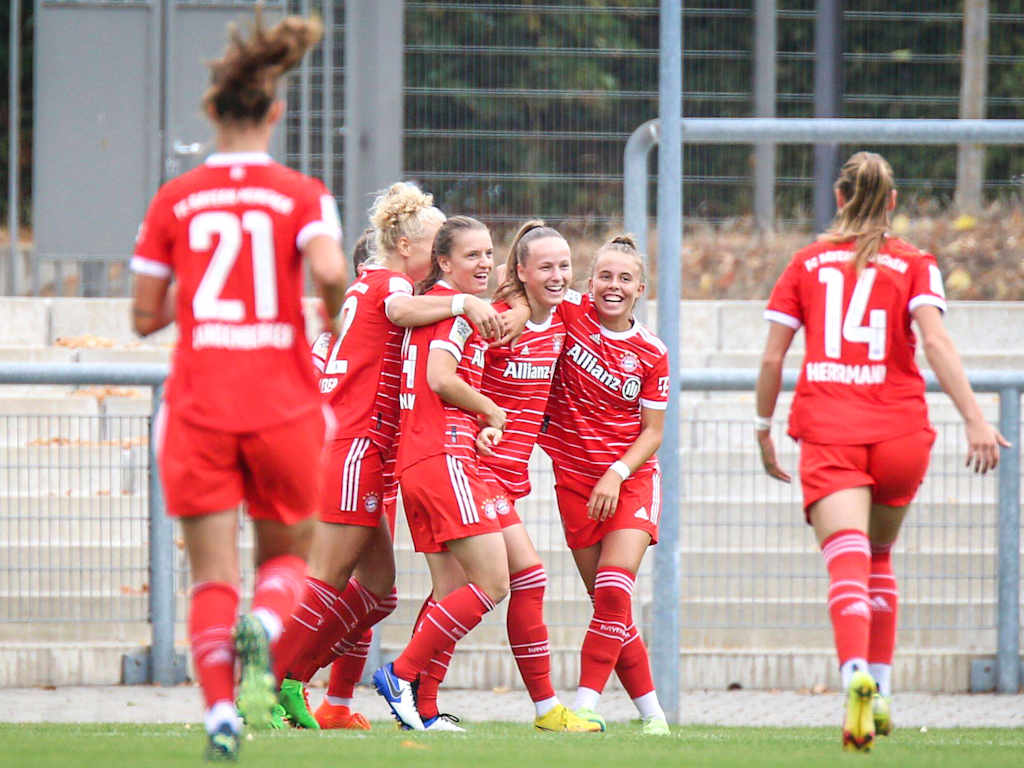Sieg der FCB-Frauen zwei gegen Eintracht Frankfurt zwei.