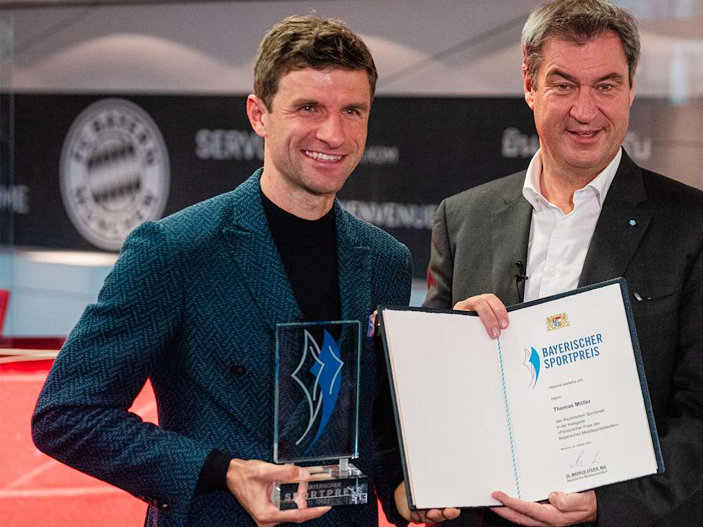 Thomas Müller Markus Söder Auszeichnung