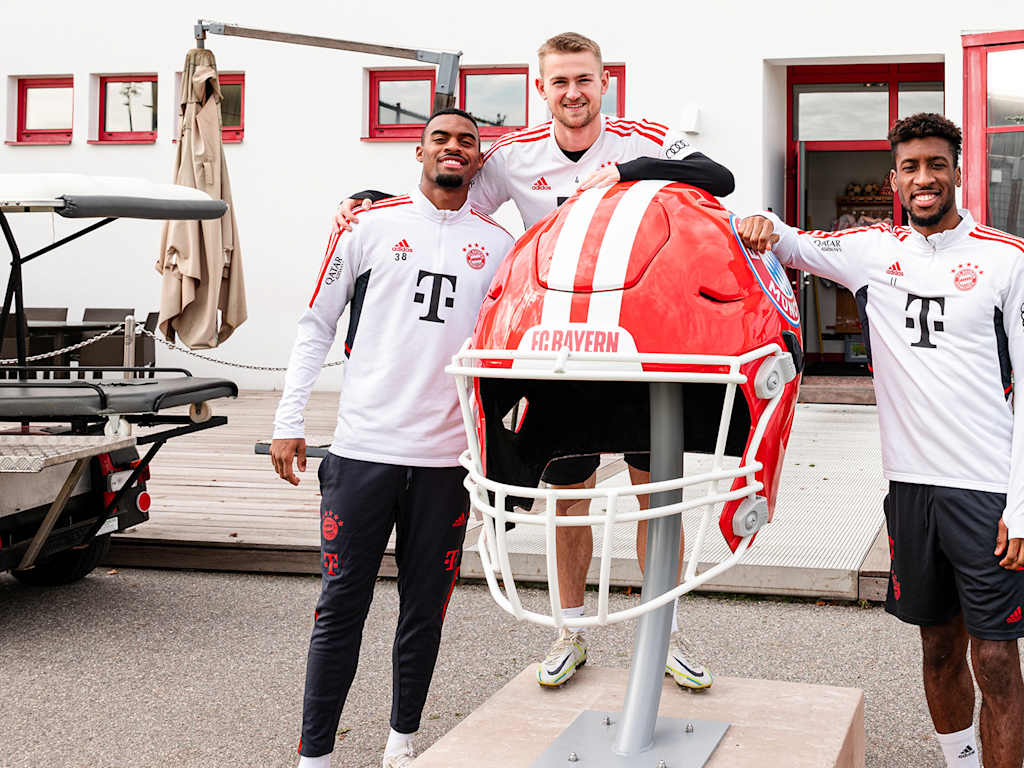 04-nfl-vorbereitungen-fcbayern-221109-saebener-mel