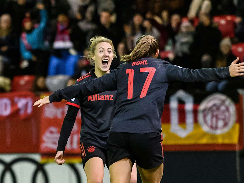 FC Bayern Frauen, Jubel, Carolin Simon, Klara Bühl