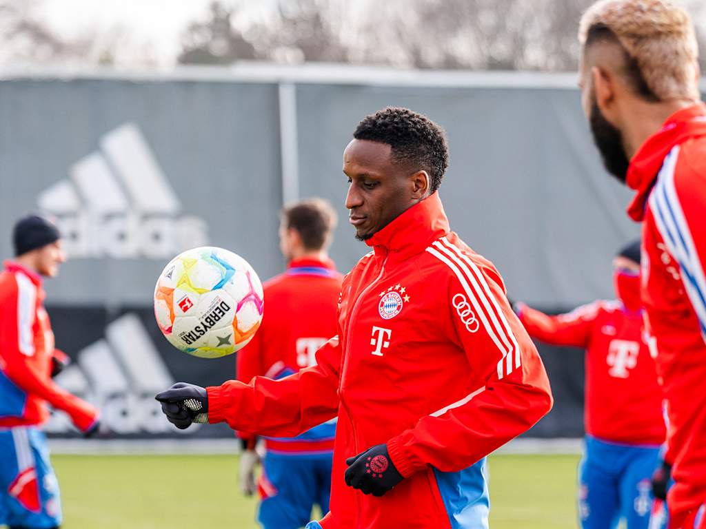 Bouna Sarr FC Bayern