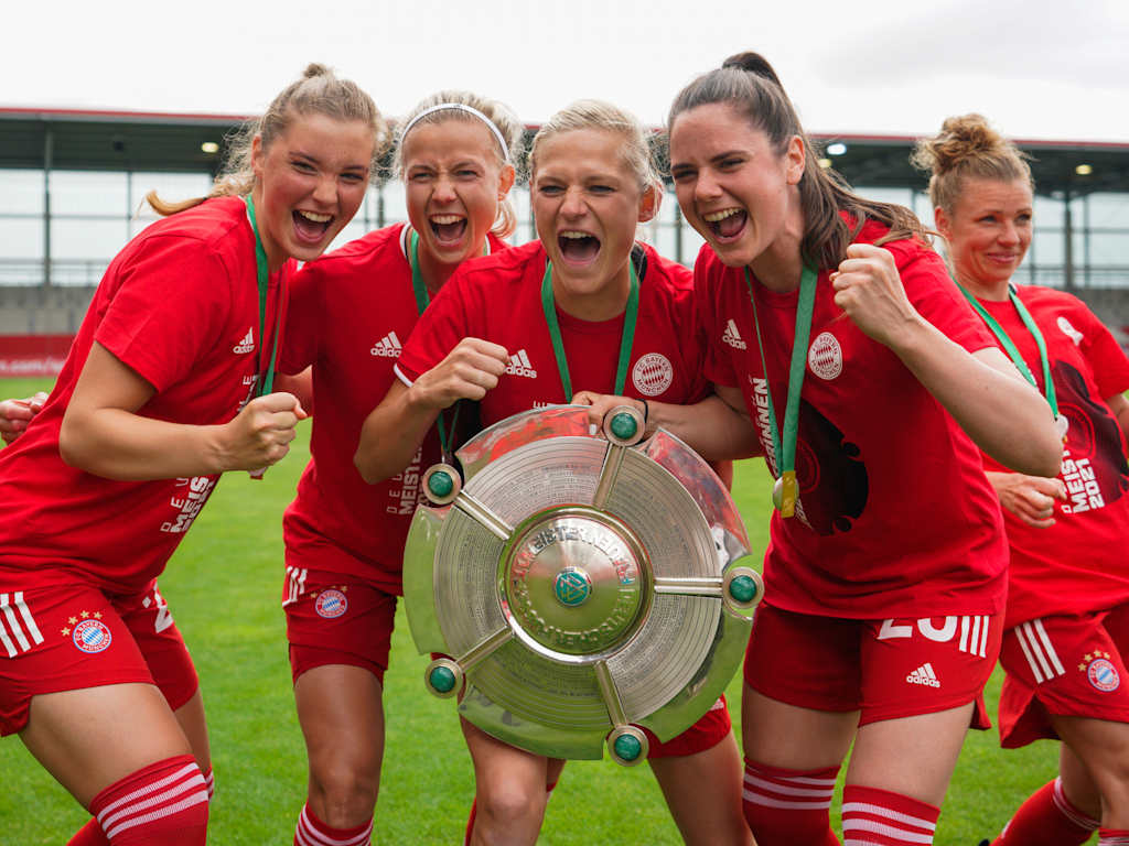 Carina Wenninger FC Bayern Frauen