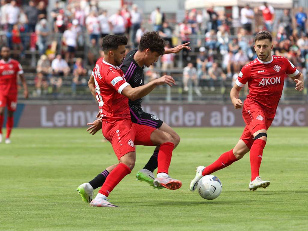 FC Bayern Amateure, Würzburger Kickers, Regionalliga Bayern