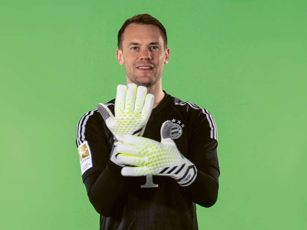 FC Bayern Gebärden Neuer
