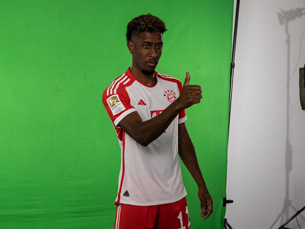 FC Bayern Gebärden Coman