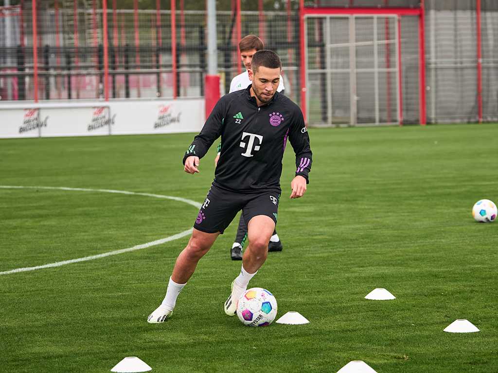 FC Bayern Raphaël Guerreiro