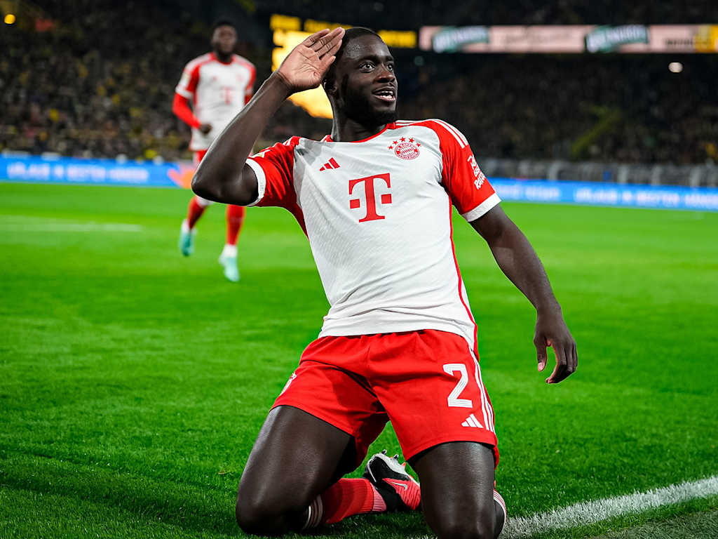 Jubel Dayot Upamecano FC Bayern