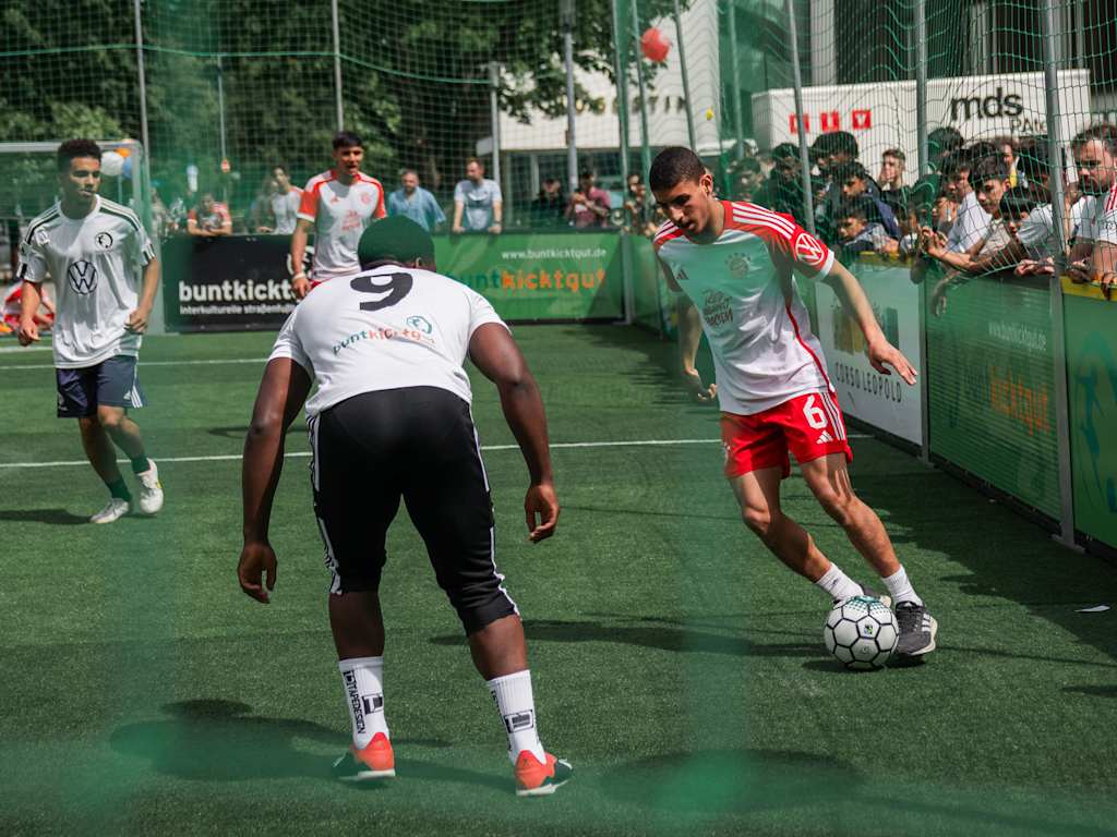 Spieler der FC Bayern World Squad bei einem Turnier in München