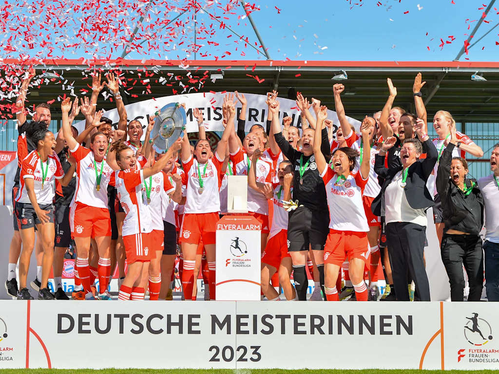 FC Bayern Frauen feiern die Deutsche Meisterschaft 2023