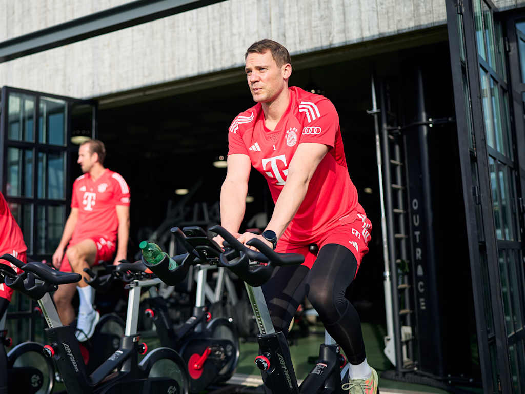FC Bayern training in Portugal