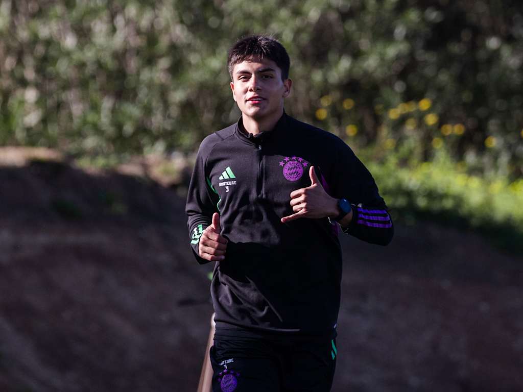 FC Bayern Amateure, Matteo Perez Vinlöf, Trainingslager