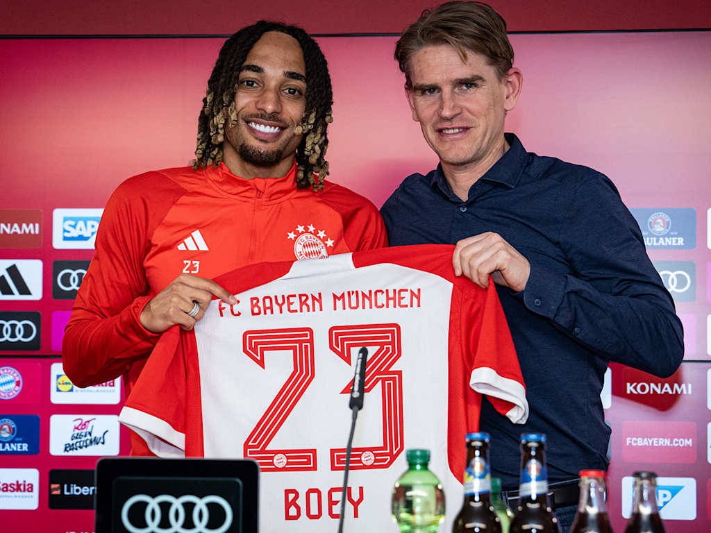 Sacha Boey has joined Bayern